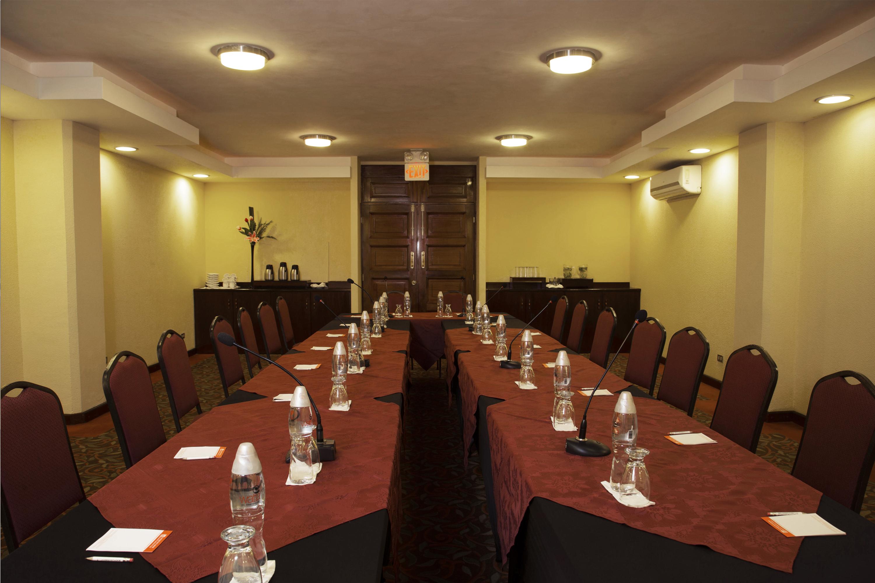 Conquistador Hotel & Conference Center Guatemala City Exterior photo