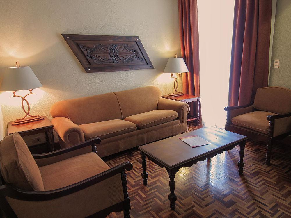 Conquistador Hotel & Conference Center Guatemala City Exterior photo
